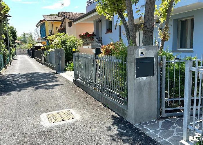 La Casina Di Zaira Апартаменты Римини