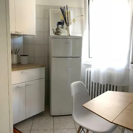 아파트 La Casina Di Zaira *